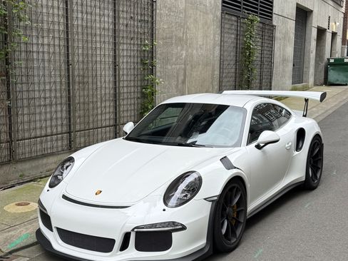 Used 2016 Porsche 911 GT3 RS RWD image 5