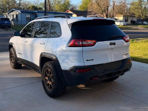 Used 2018 Jeep Cherokee Trailhawk w/ Quick Order Package 27L image 5