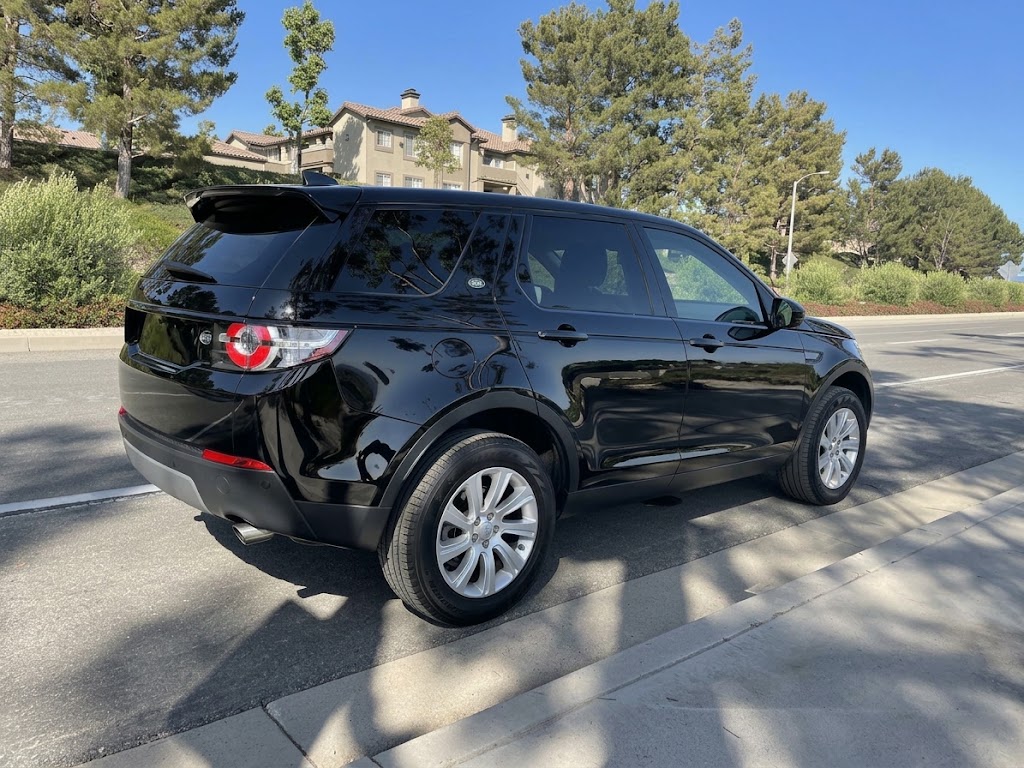 Used 2019 Land Rover Discovery Sport SE AWD/4WD image 9