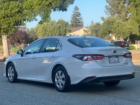 Used 2023 Toyota Camry LE w/ Audio Upgrade Package FWD image 9