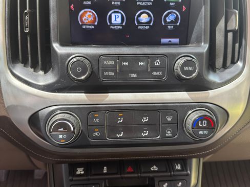 Used 2016 GMC Canyon SLT w/ Driver Alert Package AWD/4WD image 8