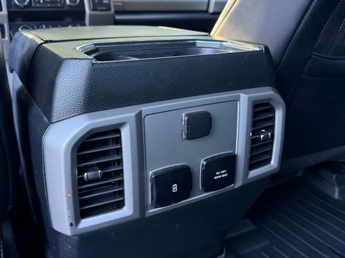 Used 2019 Ford F250 Lariat w/ Lariat Ultimate Package image 11