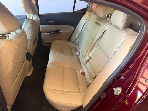 Used 2015 Acura TLX FWD image 8