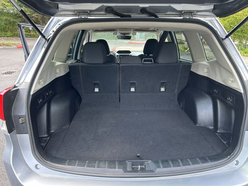 Used 2021 Subaru Forester Premium AWD/4WD image 8