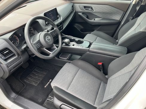 Used 2021 Nissan Rogue S image 9