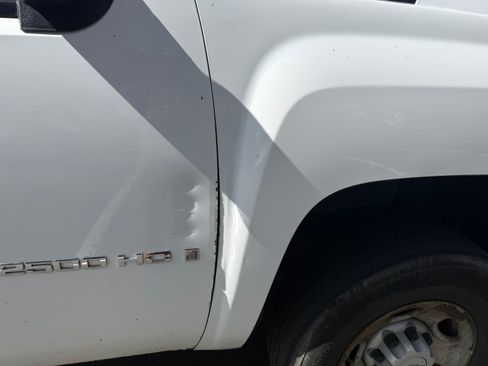 Used 2007 Chevrolet Silverado 2500 W/T w/ LS Package image 8