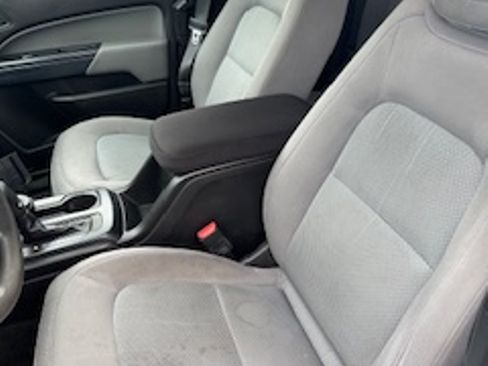 Used 2016 Chevrolet Colorado W/T w/ WT Convenience Package image 11