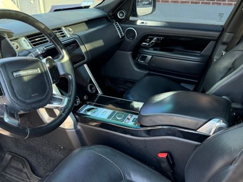 Used 2019 Land Rover Range Rover Supercharged image 17