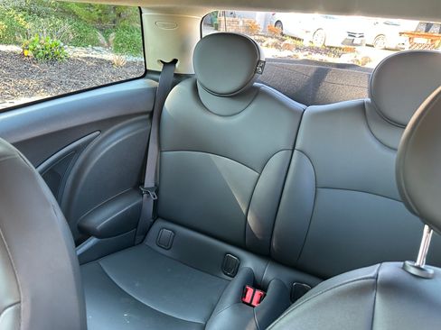 Used 2013 MINI Cooper Hardtop image 17