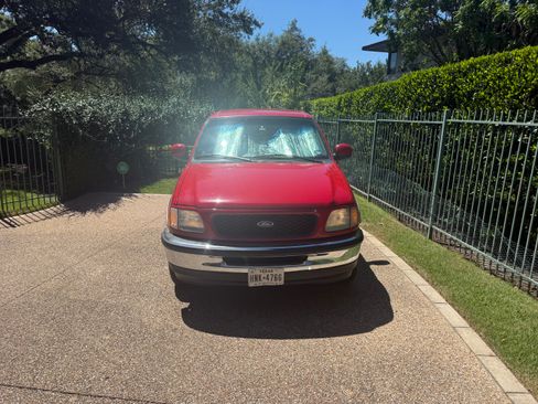 Used 1997 Ford F150 2WD SuperCab image 2
