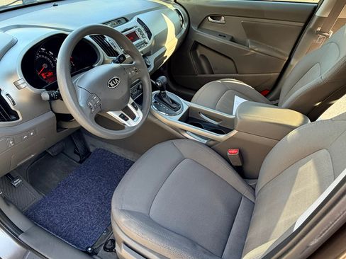 Used 2012 Kia Sportage LX FWD image 10