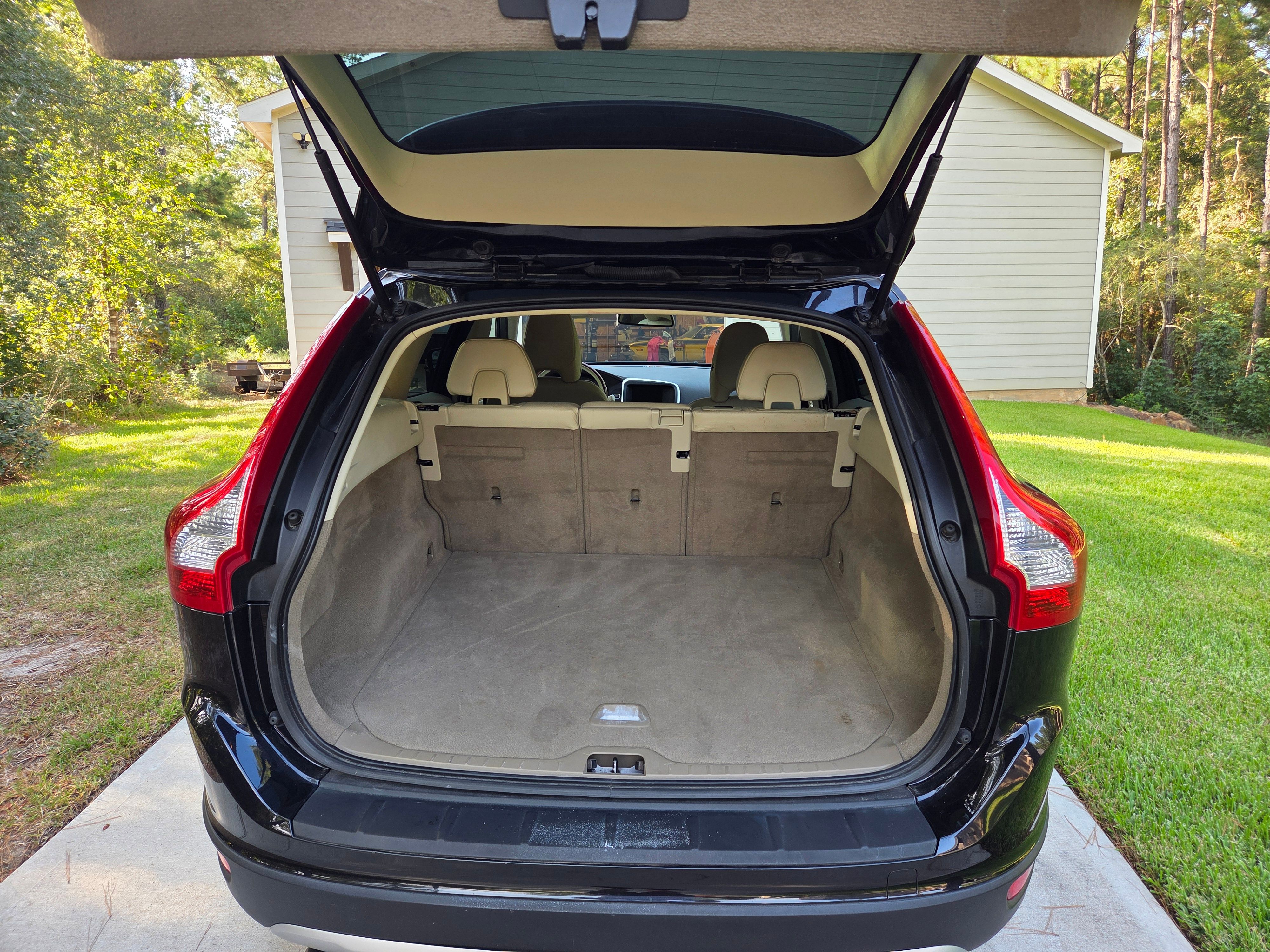Used 2012 Volvo XC60 3.2 FWD image 9