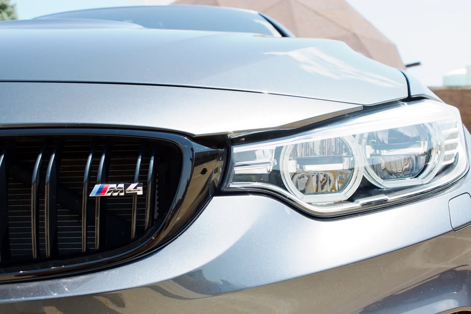 Used 2015 BMW M4 Convertible RWD image 9