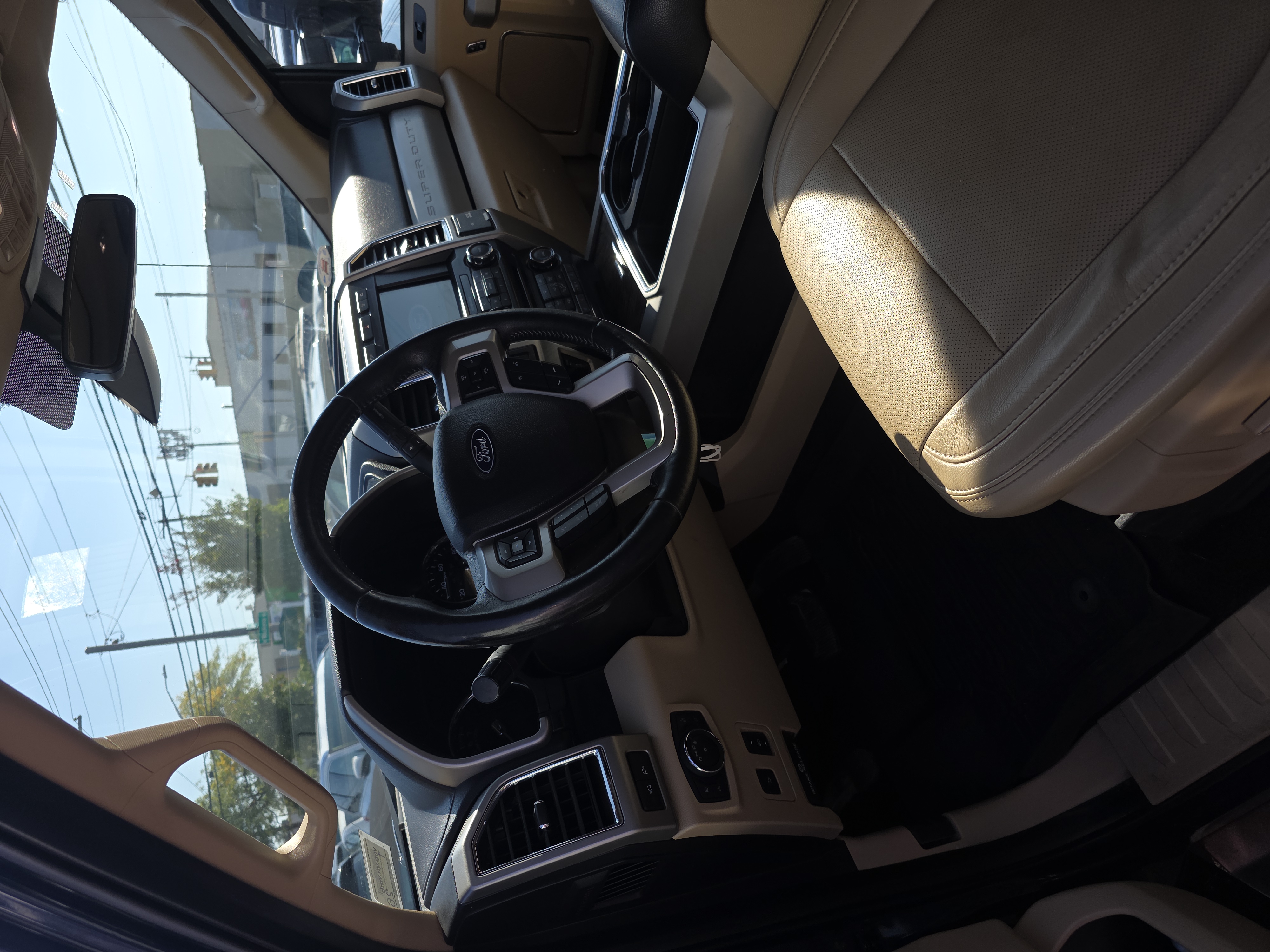 Used 2018 Ford F350 Lariat AWD/4WD image 5