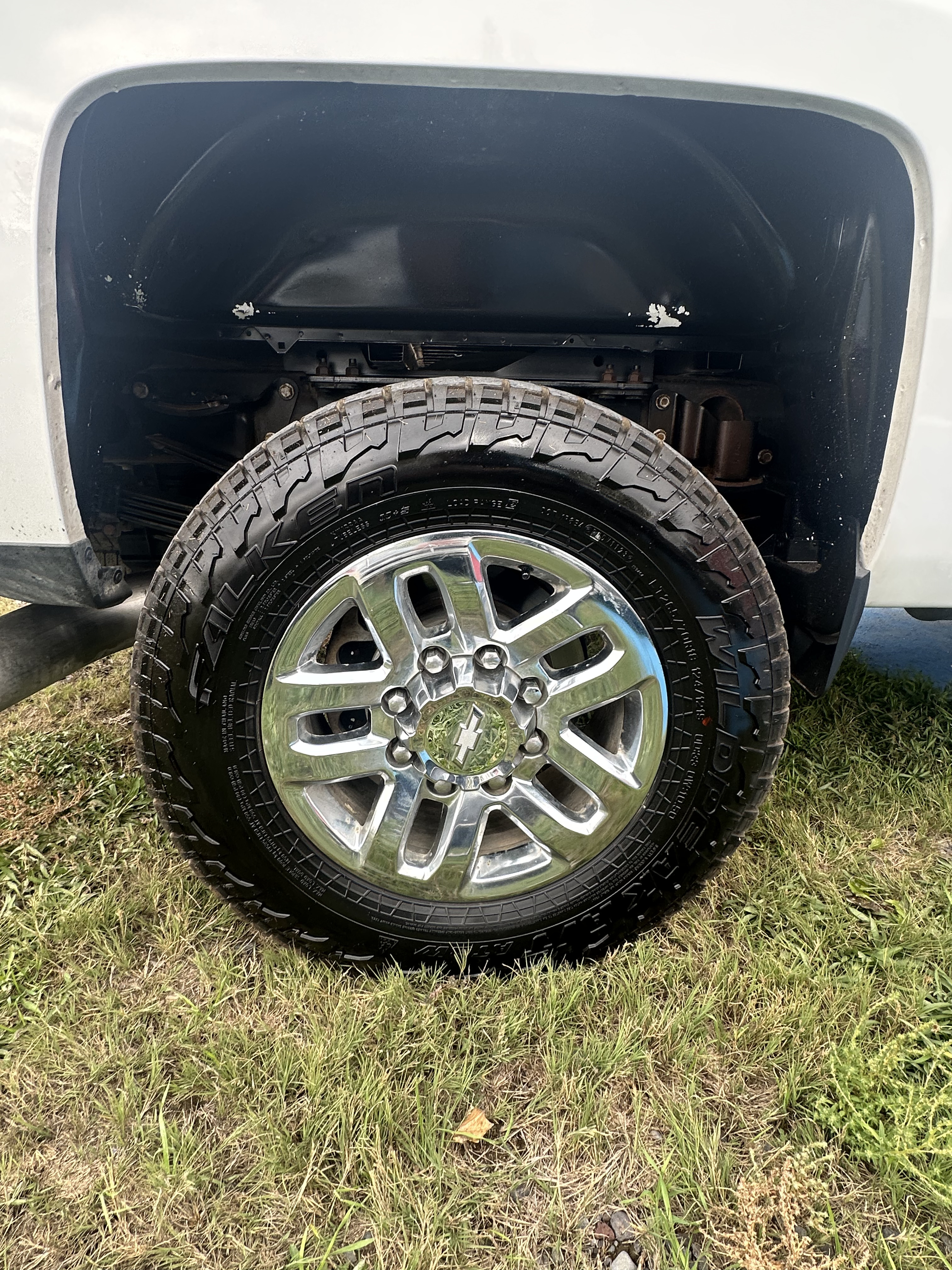 Used 2018 Chevrolet Silverado 3500 High Country w/ Duramax Plus Package AWD/4WD image 21