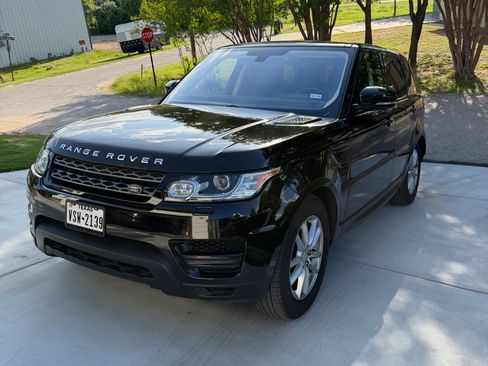 Used 2016 Land Rover Range Rover Sport SE image 17