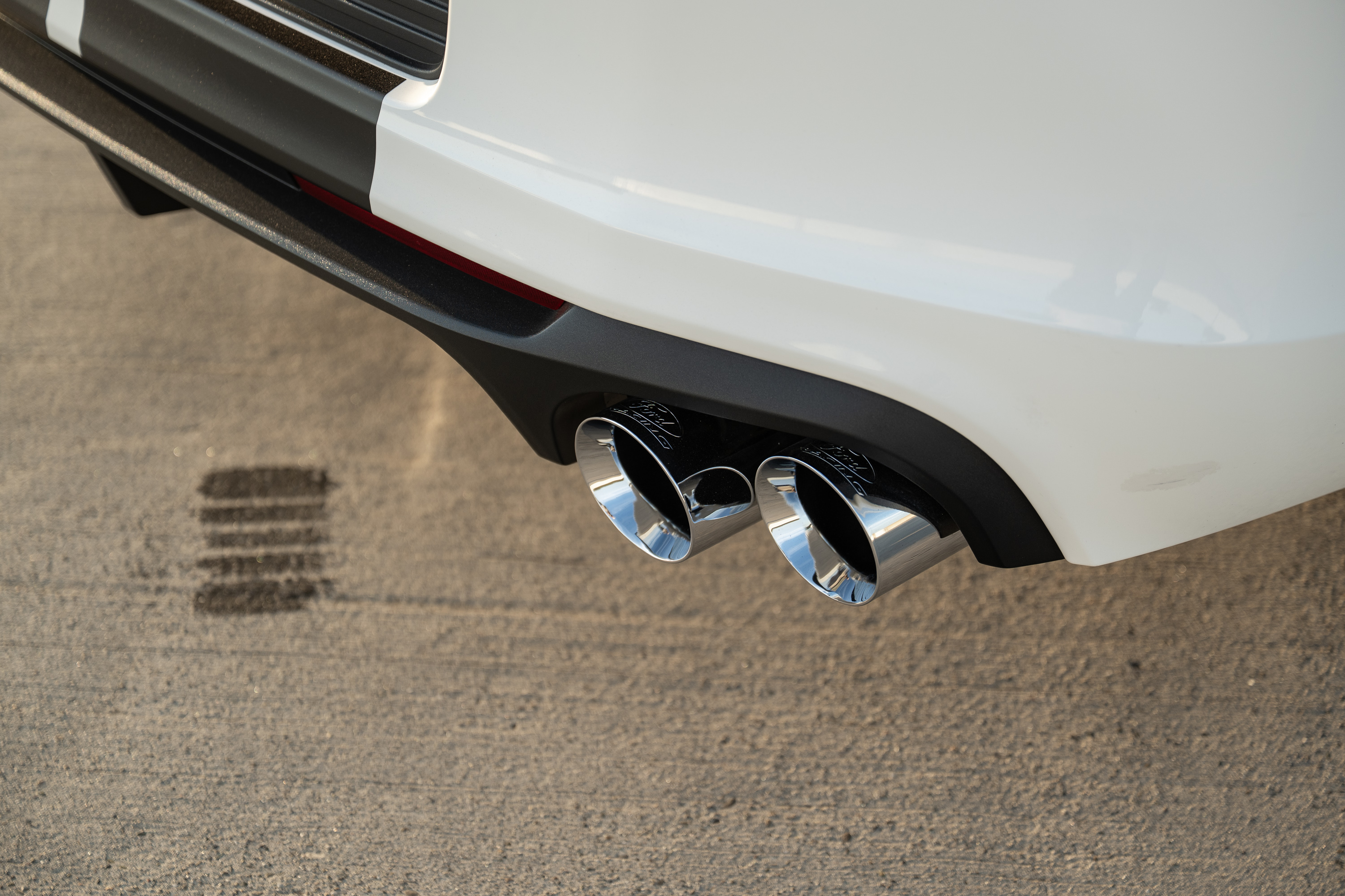 Used 2013 Ford Mustang Shelby GT500 RWD image 22