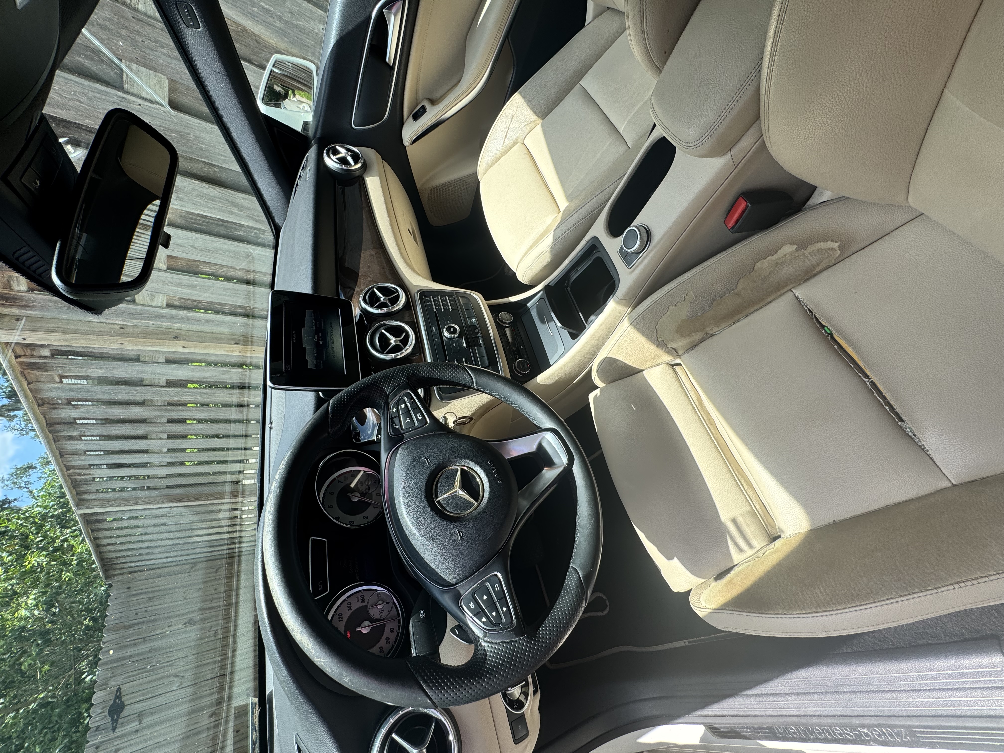 Used 2016 Mercedes-Benz CLA 250 image 16