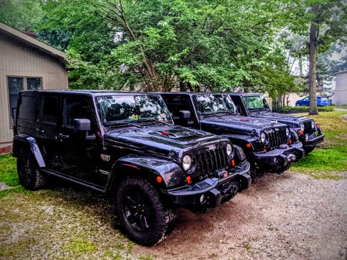 Used 2012 Jeep Wrangler Unlimited Rubicon AWD/4WD image 5