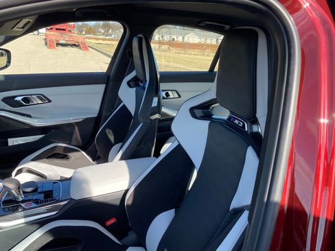 Used 2023 BMW M3 Competition w/ M Carbon Exterior Package image 21