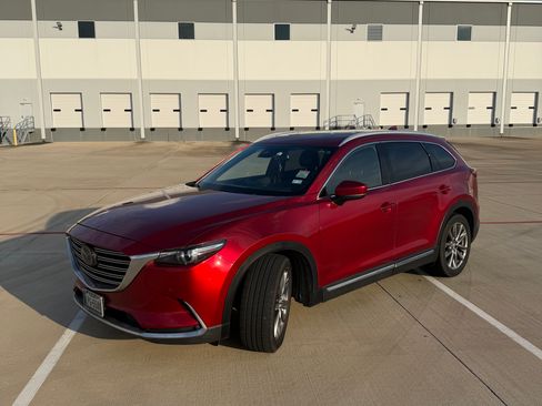 Used 2018 MAZDA CX-9 Grand Touring image 2
