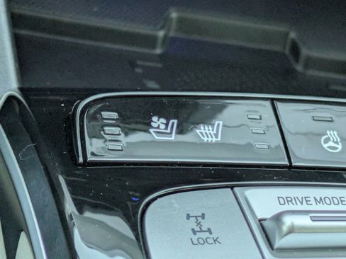 Used 2022 Hyundai Tucson Limited image 20