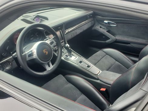 Used 2016 Porsche 911 GT3 RS image 8