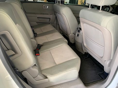 Used 2014 Honda Pilot LX image 6