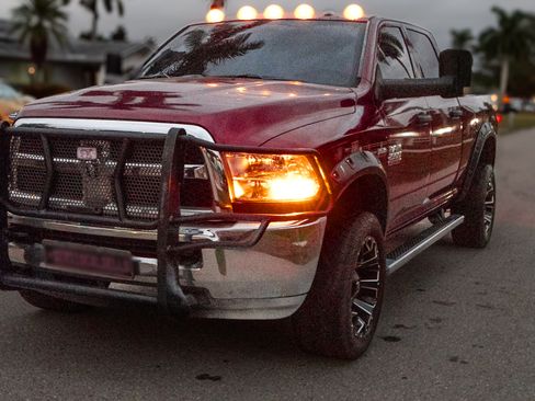 Used 2018 RAM 2500 Tradesman w/ Chrome Appearance Group image 1