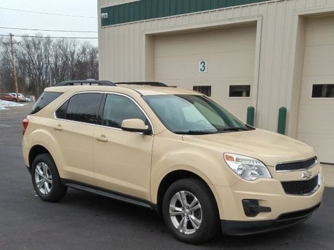 Used 2013 Chevrolet Equinox LT w/ Driver Convenience Package image 4