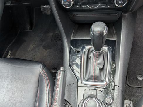 Used 2014 MAZDA MAZDA3 i Grand Touring image 14