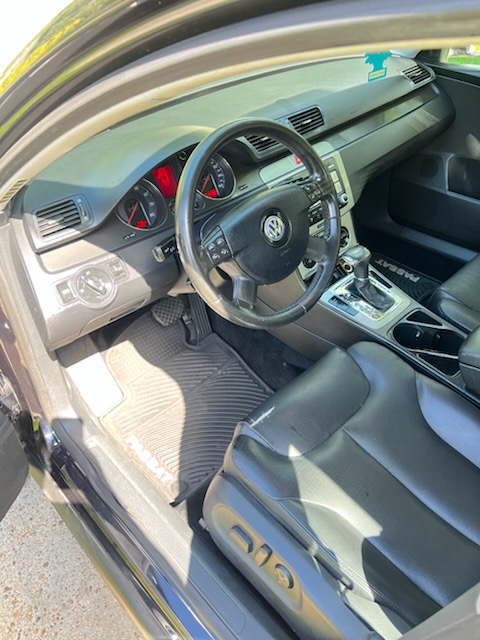 Used 2007 Volkswagen Passat Wolfsburg Edition FWD image 5