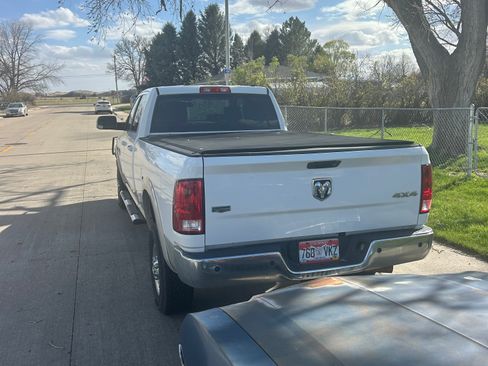 Used 2011 RAM 2500 Laramie w/ Cold Weather Group image 4