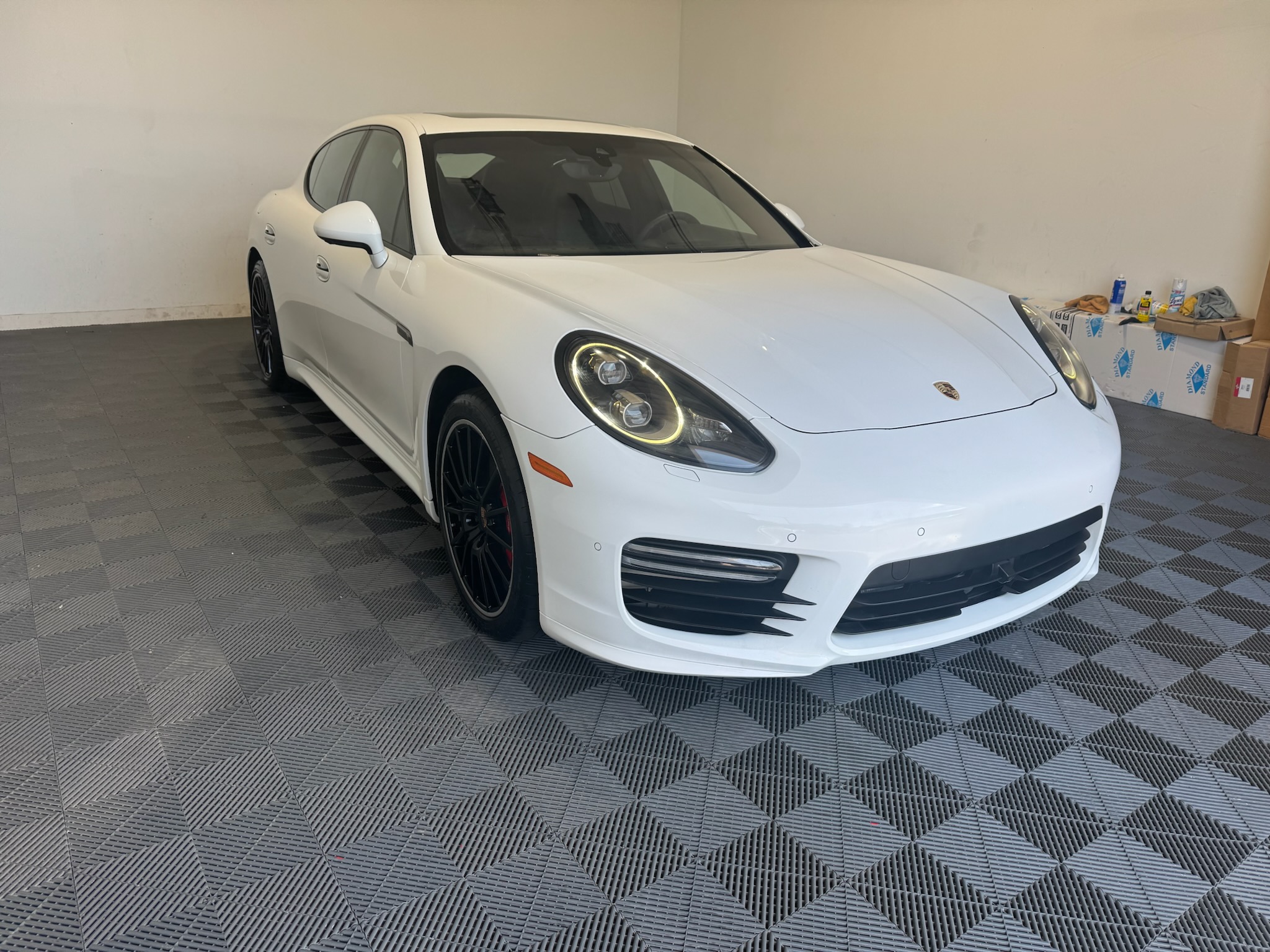 Used 2014 Porsche Panamera GTS AWD/4WD image 14