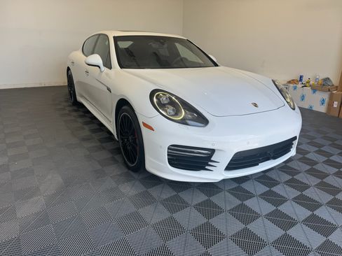 Used 2014 Porsche Panamera GTS AWD/4WD image 14