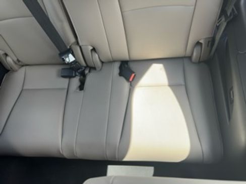 Used 2021 Honda Pilot Touring image 21