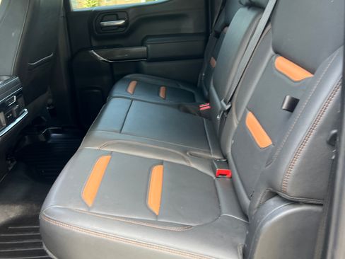Used 2021 GMC Sierra 1500 AT4 AWD/4WD image 6