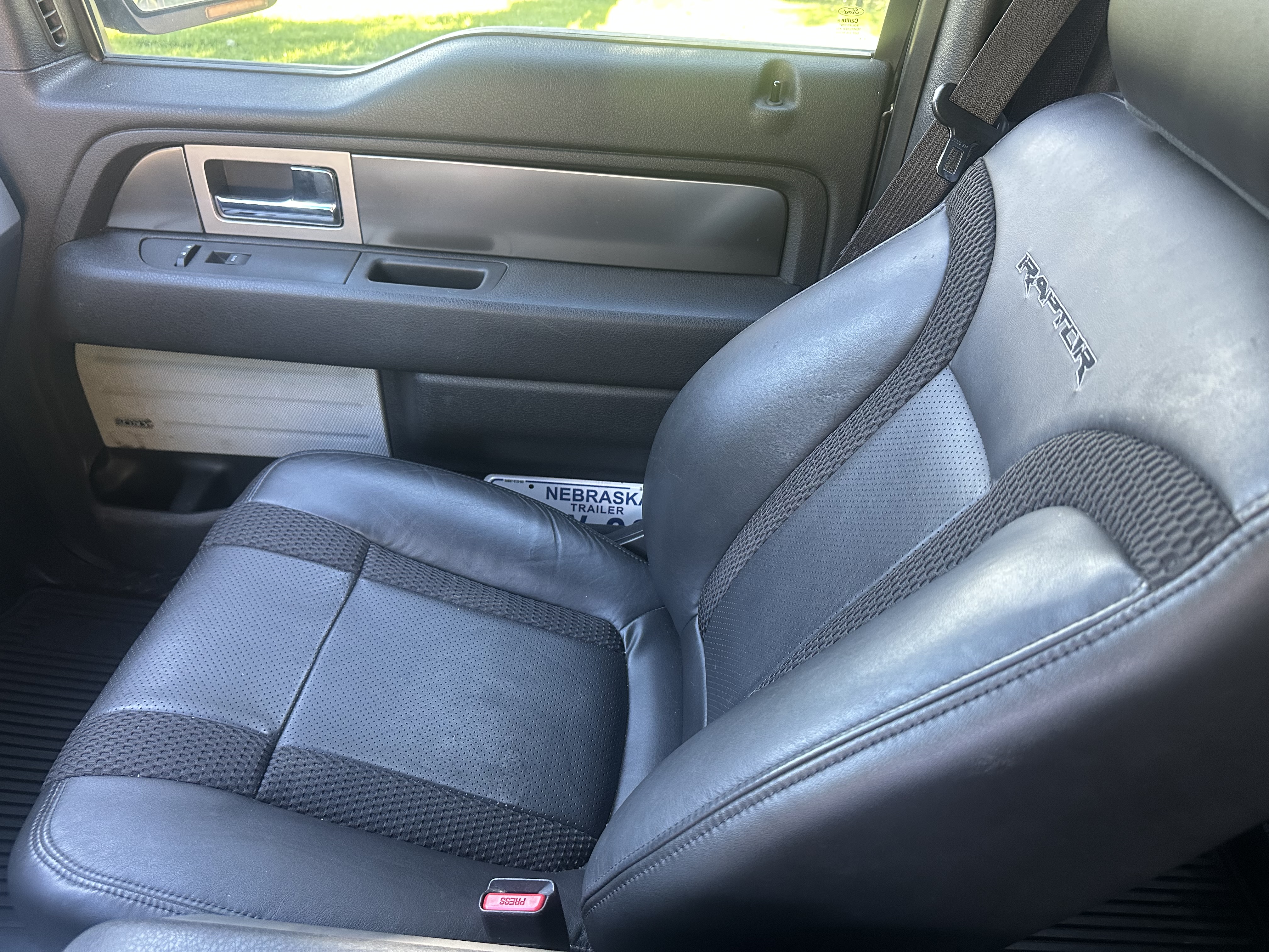 Used 2014 Ford F150 Raptor w/ Equipment Group 801A Luxury AWD/4WD image 20