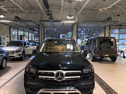 Used 2020 Mercedes-Benz GLS 450 4MATIC image 17