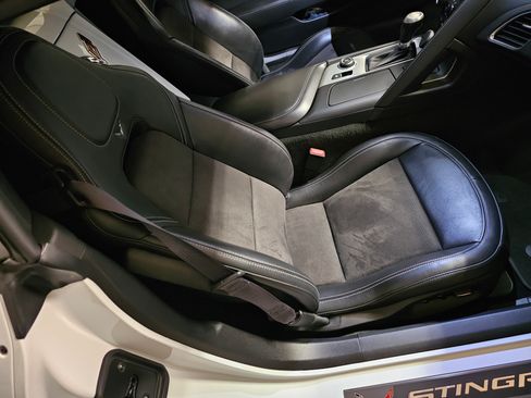 Used 2014 Chevrolet Corvette Stingray Convertible w/ 3LT Preferred Equipment Group image 14