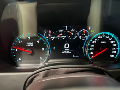 Used 2019 GMC Yukon Denali image 11