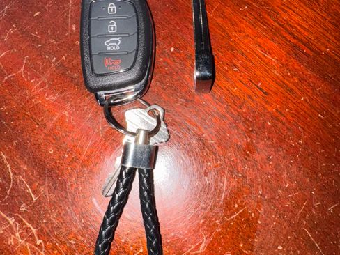 Used 2016 Hyundai Santa Fe Sport image 29