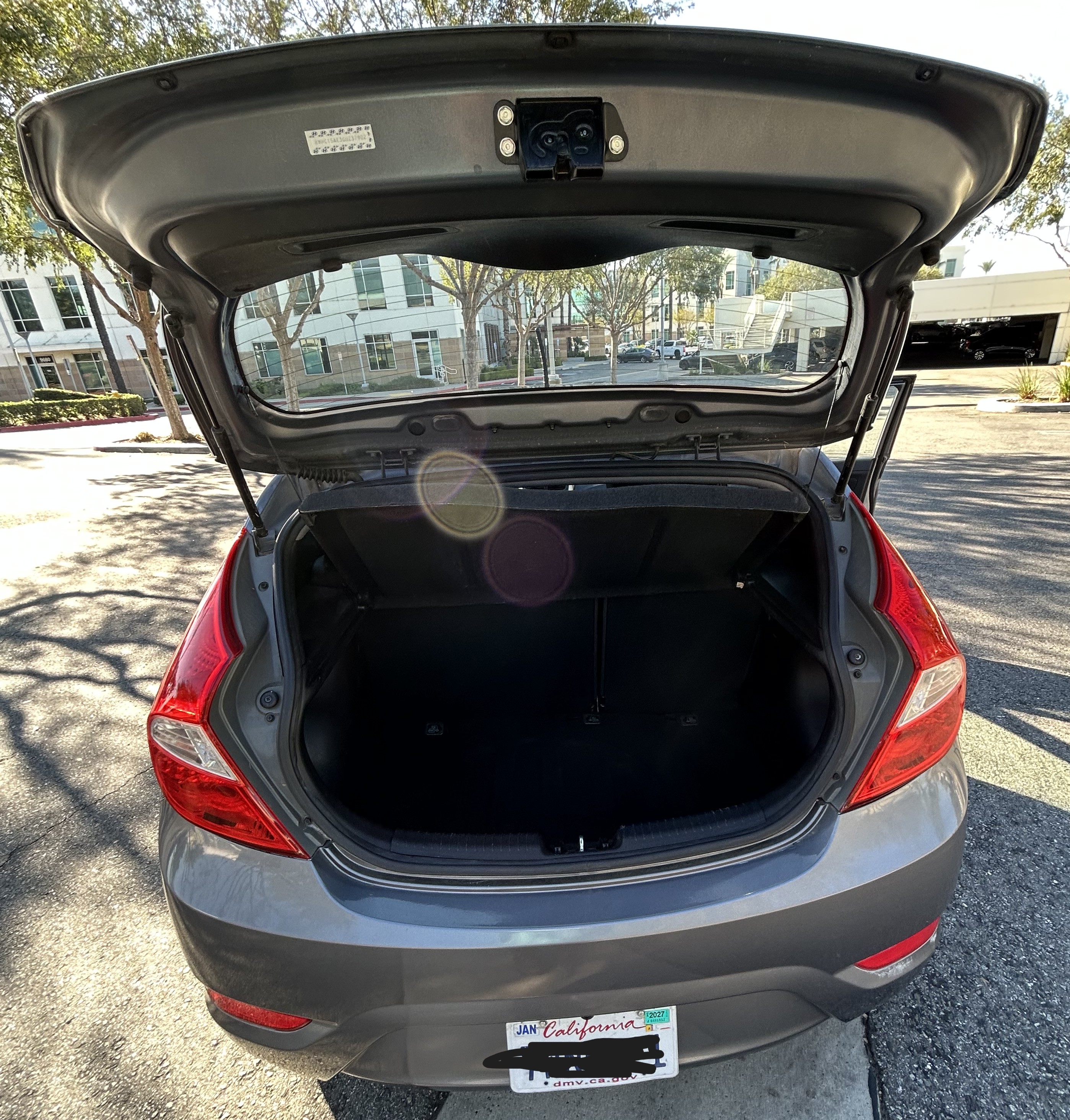 Used 2016 Hyundai Accent SE FWD image 24