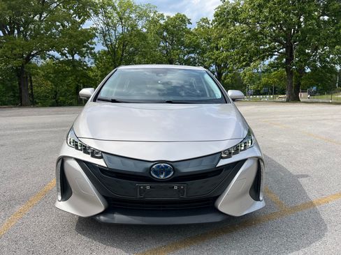 Used 2022 Toyota Prius Prime XLE FWD image 1