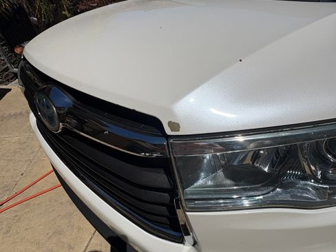 Used 2014 Toyota Highlander Limited w/ Driver Technology Package AWD/4WD image 5