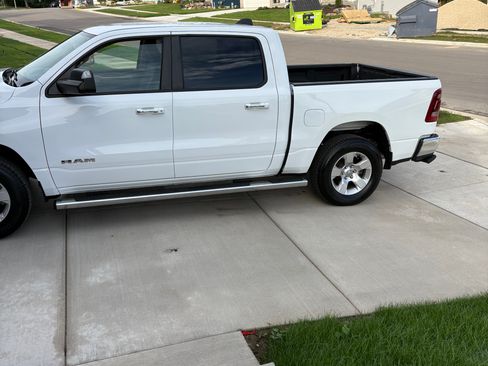 Used 2020 RAM 1500 Big Horn AWD/4WD image 4