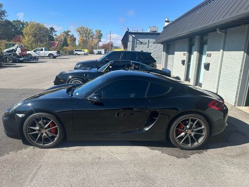 Used 2014 Porsche Cayman S image 6