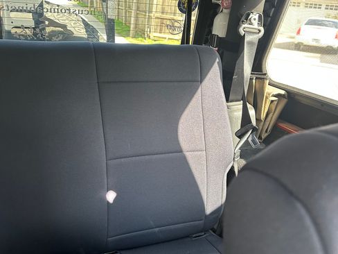 Used 2011 Jeep Wrangler Sport w/ Connectivity Group image 11