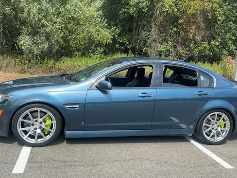 Used 2009 Pontiac G8 GT w/ Premium Package image 27