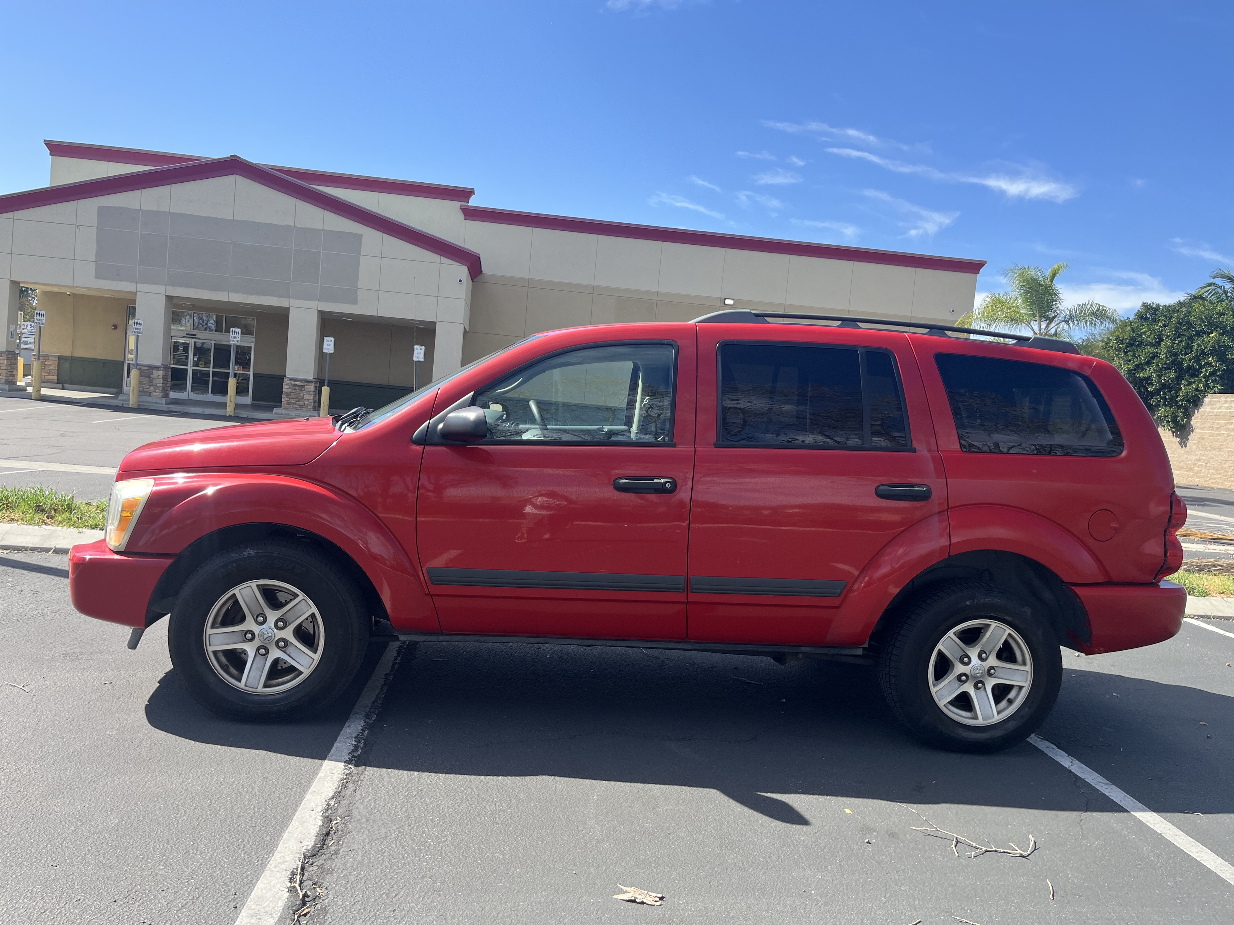 Used 2006 Dodge Durango SLT w/ Interior Convenience Group AWD/4WD image 1